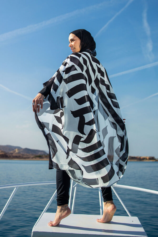 Arabesque Oasis Kimono