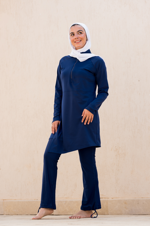 Mono Navy Top